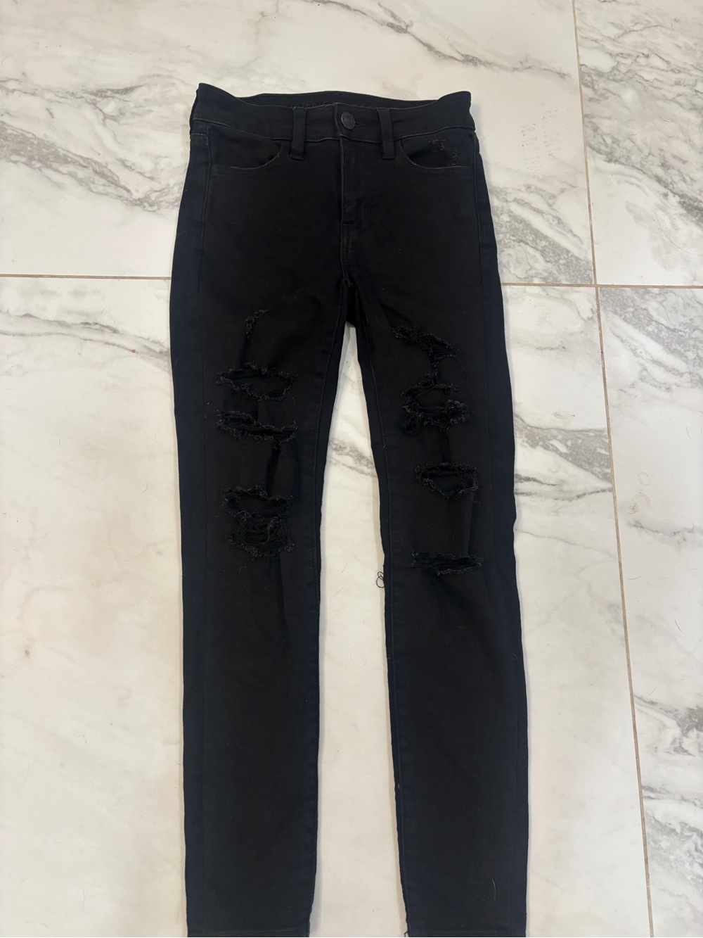 American Eagle Next Level Stretch Black Distressed Skinny Jeans 0 Short
